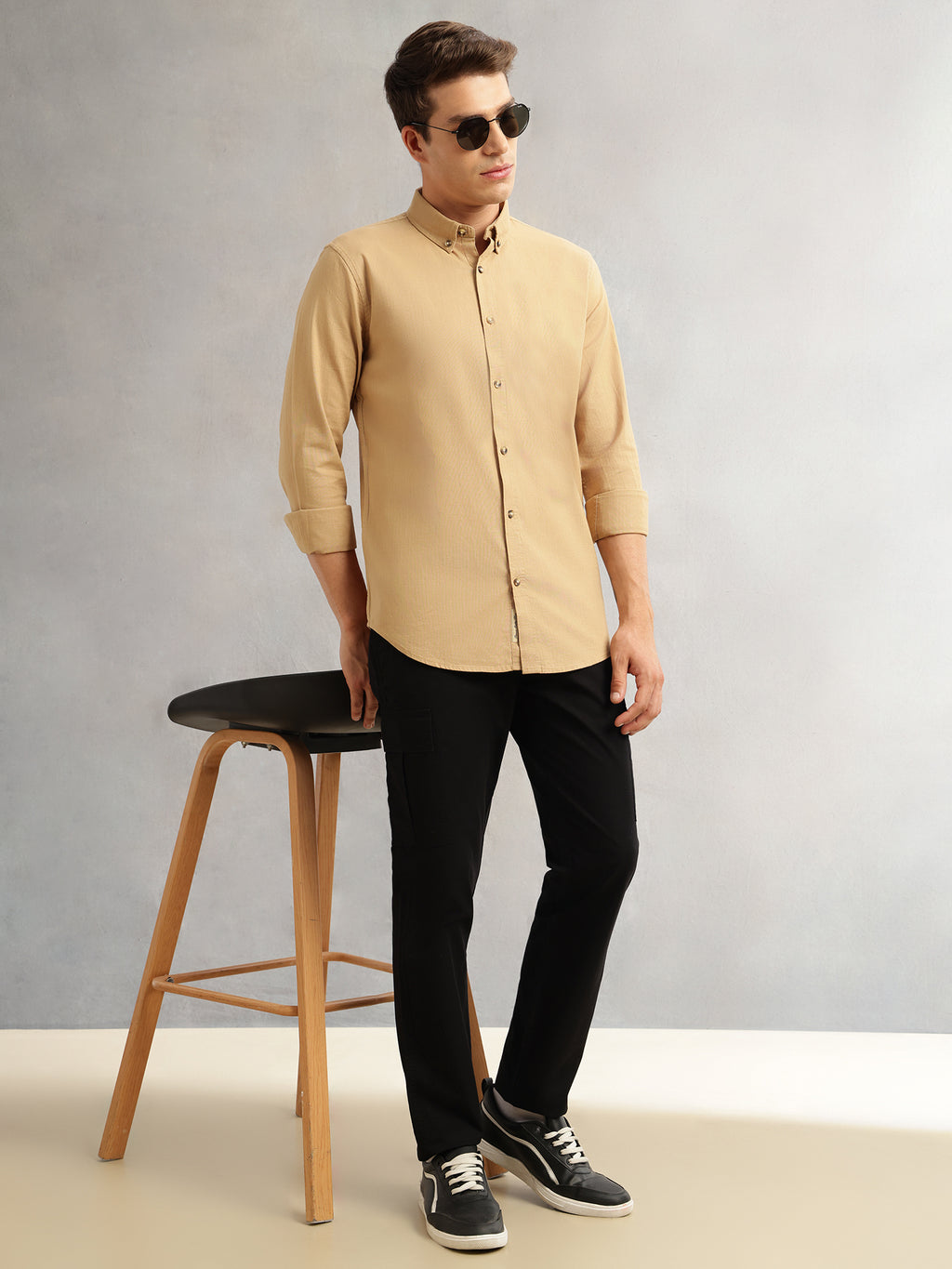 Thomas Scott Men Beige Long Regular Sleeves Slim Fit Button-Down Collar Solid Linen Casual Shirt