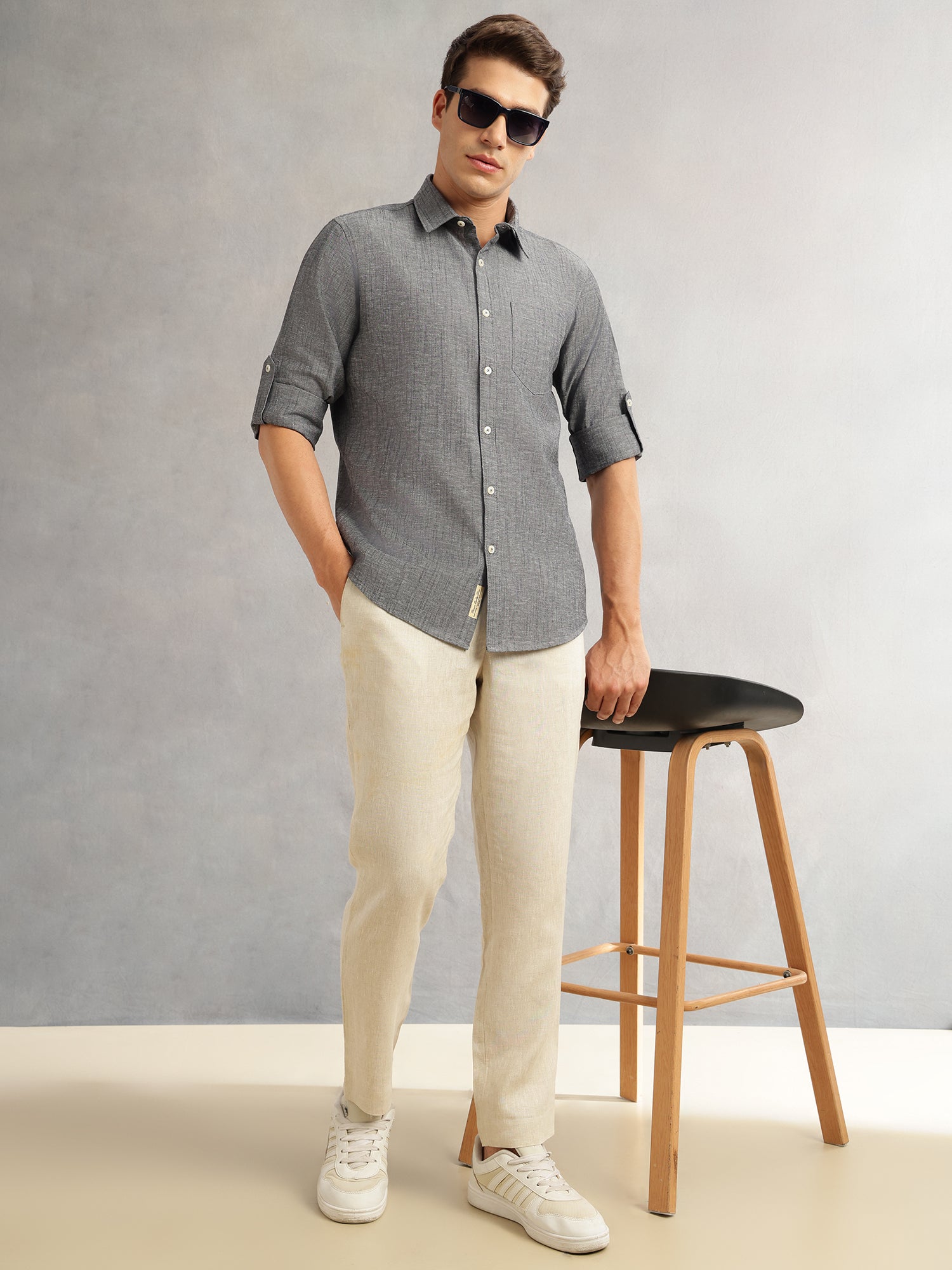 Thomas Scott Men Black Premium Slim Fit Long Roll-Up Sleeves Spread Collar Solid Linen Casual Shirt