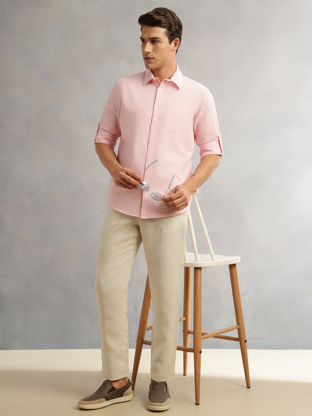 Thomas Scott Men Pink Premium Slim Fit Long Roll-Up Sleeves Spread Collar Solid Linen Casual Shirt