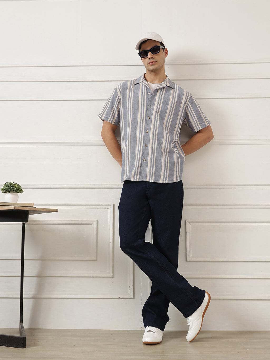 Blue Oversized Fit Vertical Stripes Cuban Collar Cotton Linen Casual Shirt For Men