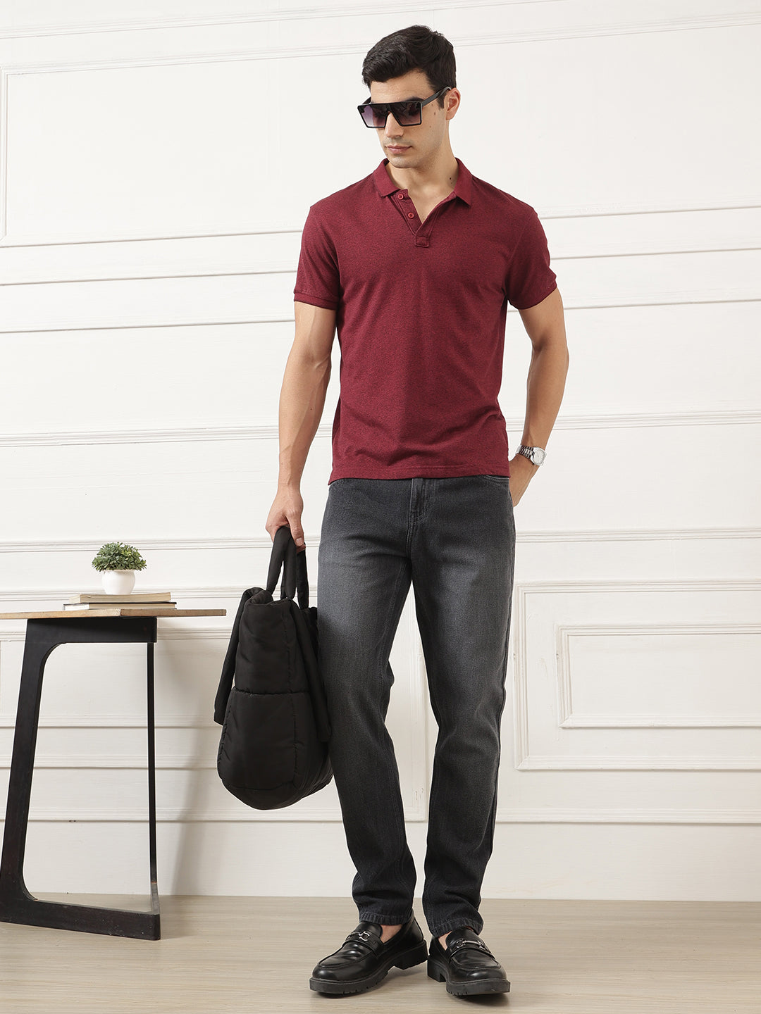 Mid Black Smart Slim Fit Mid-Rise Clean Look Non-Stretchable Jeans For Men