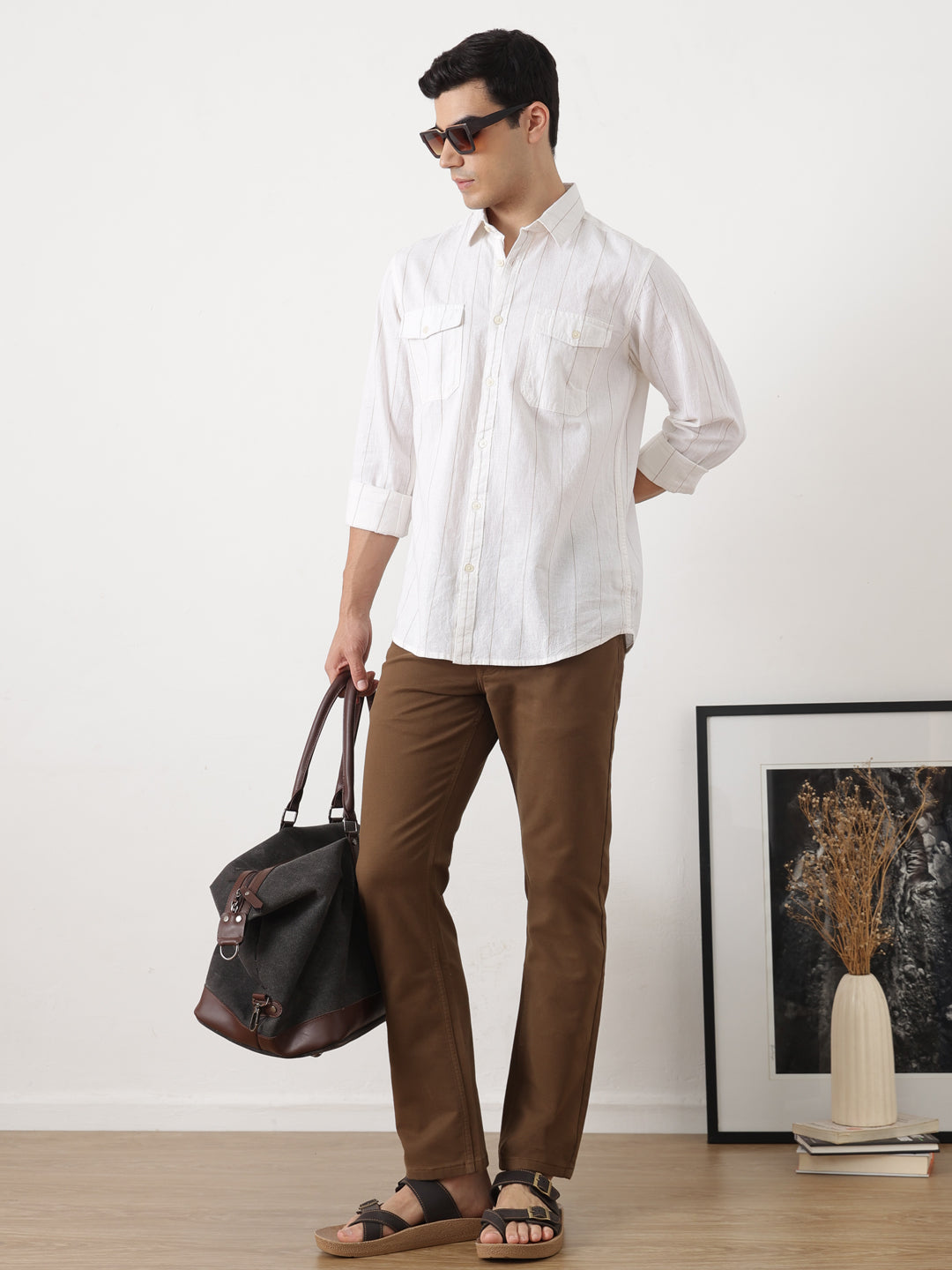 Natural Regular Fit Long Sleeves Spread Collar Vertical Stripes Cotton Linen Casual Shirt For Men
