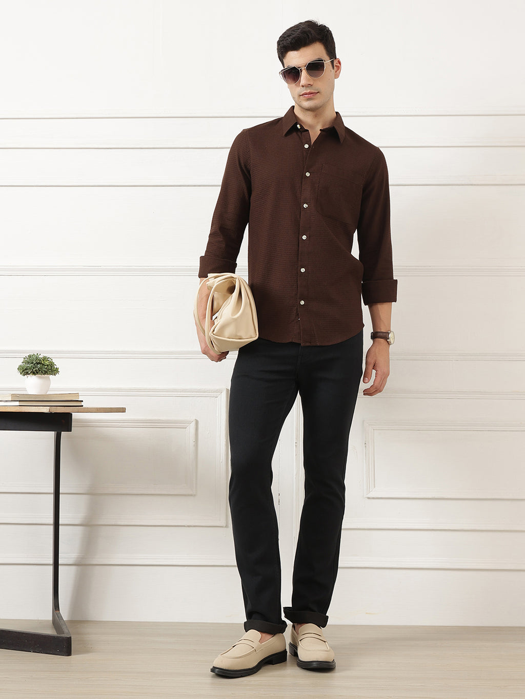 Black Smart Straight Fit Mid-Rise No Faded Clean Look Stretchable Jeans For Men