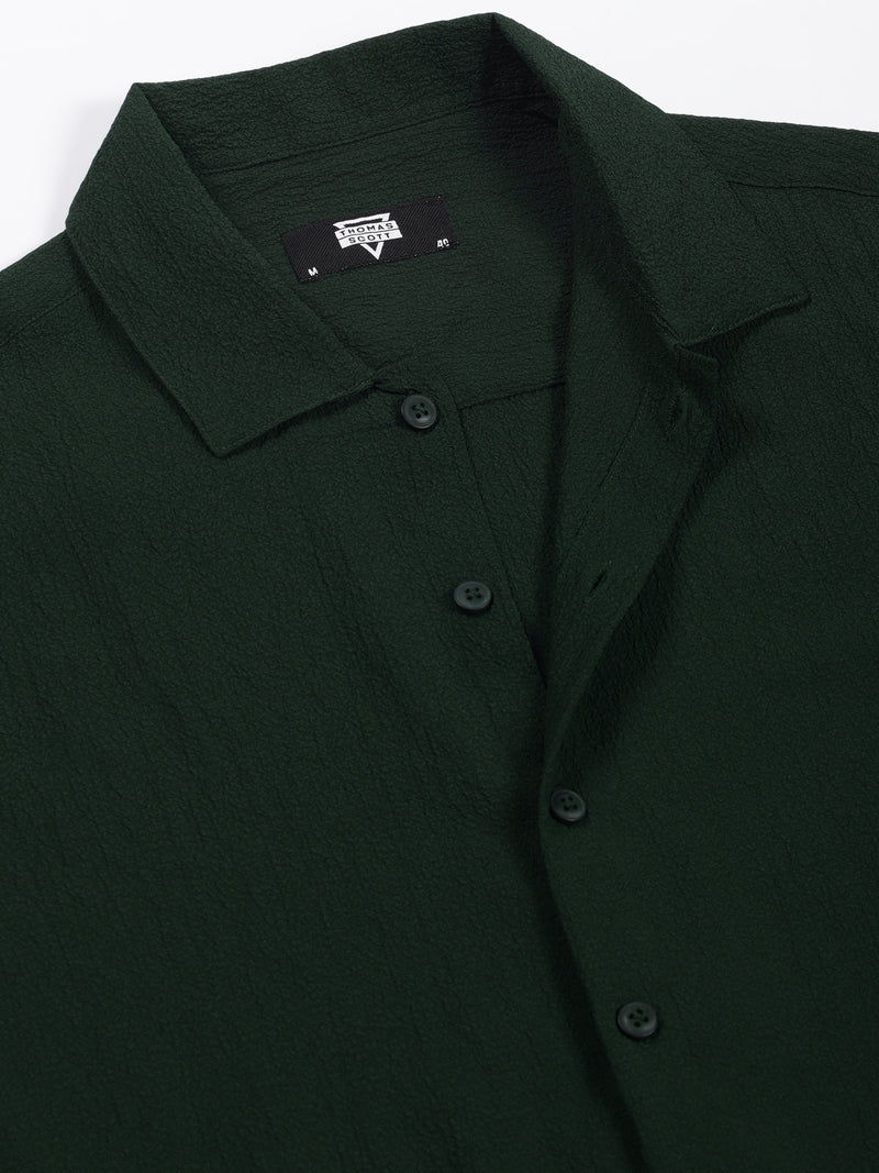 Thomas Scott Men Bottle Green Premium Short Sleeves Regular Fit Spread Collar Textured Seersucker Shirt