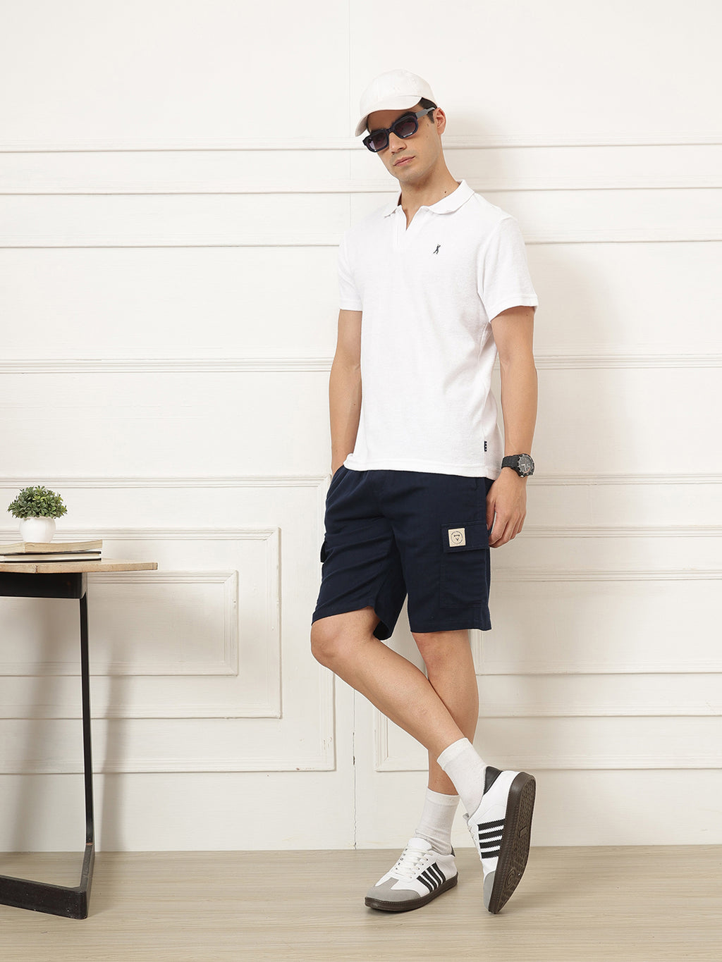 Navy Regular Fit Mid-Rise Textured Cotton Linen Cargo Shorts For Men