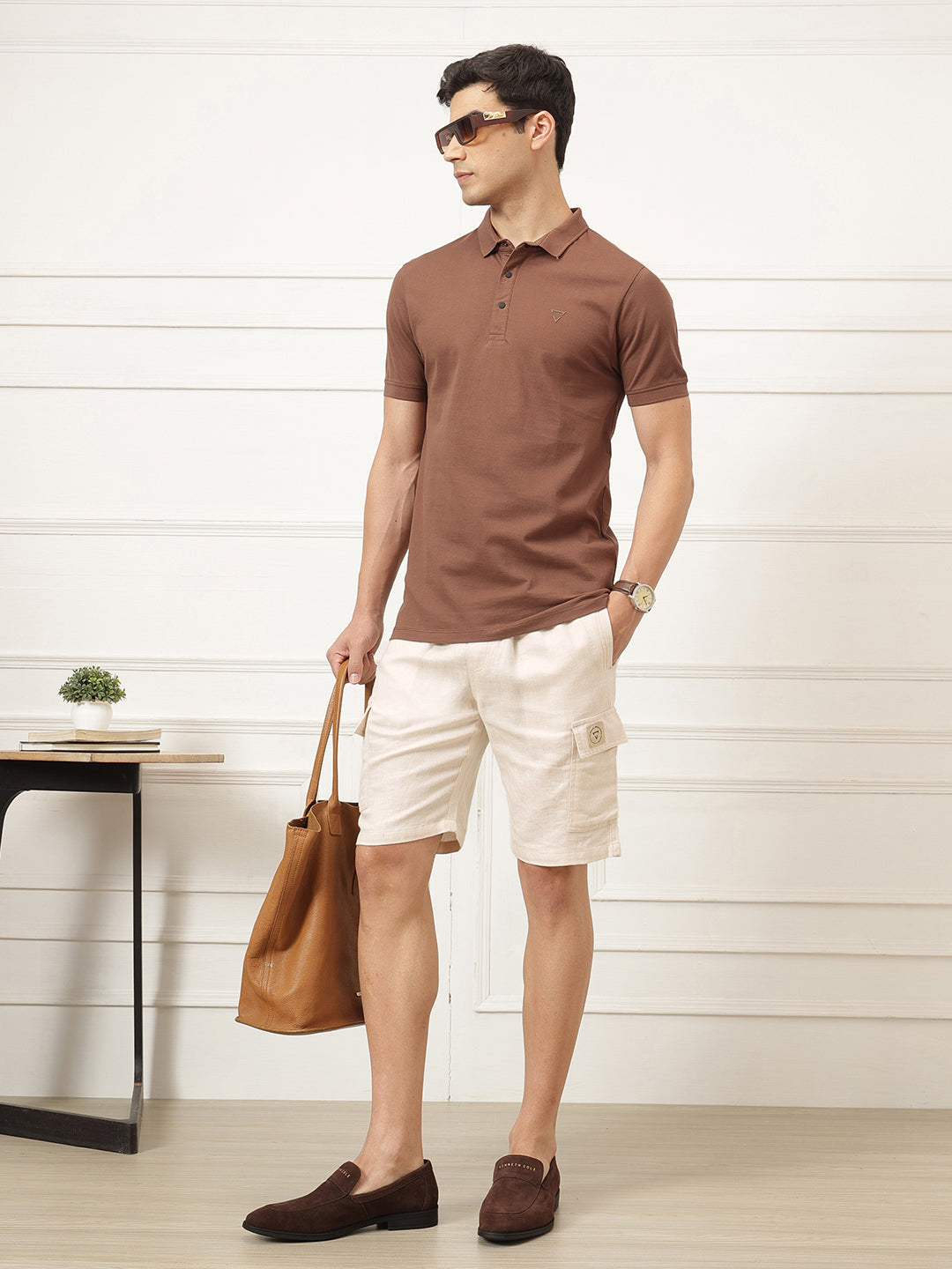 Beige Regular Fit Mid-Rise Textured Cotton Linen Cargo Shorts For Men