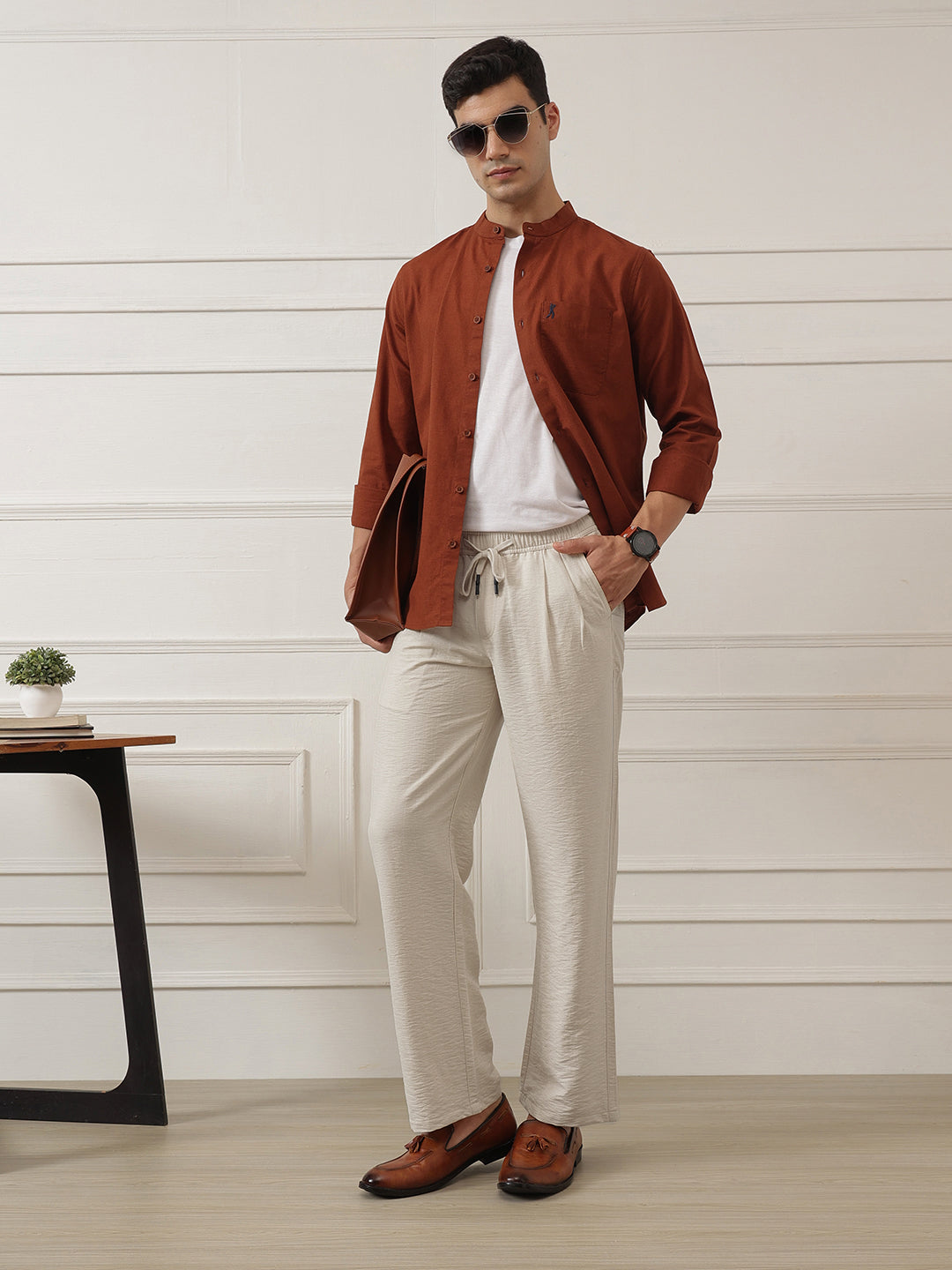 Thomas Scott Men Natural Smart Straight Fit Mid-Rise Pleated Woven Trouser