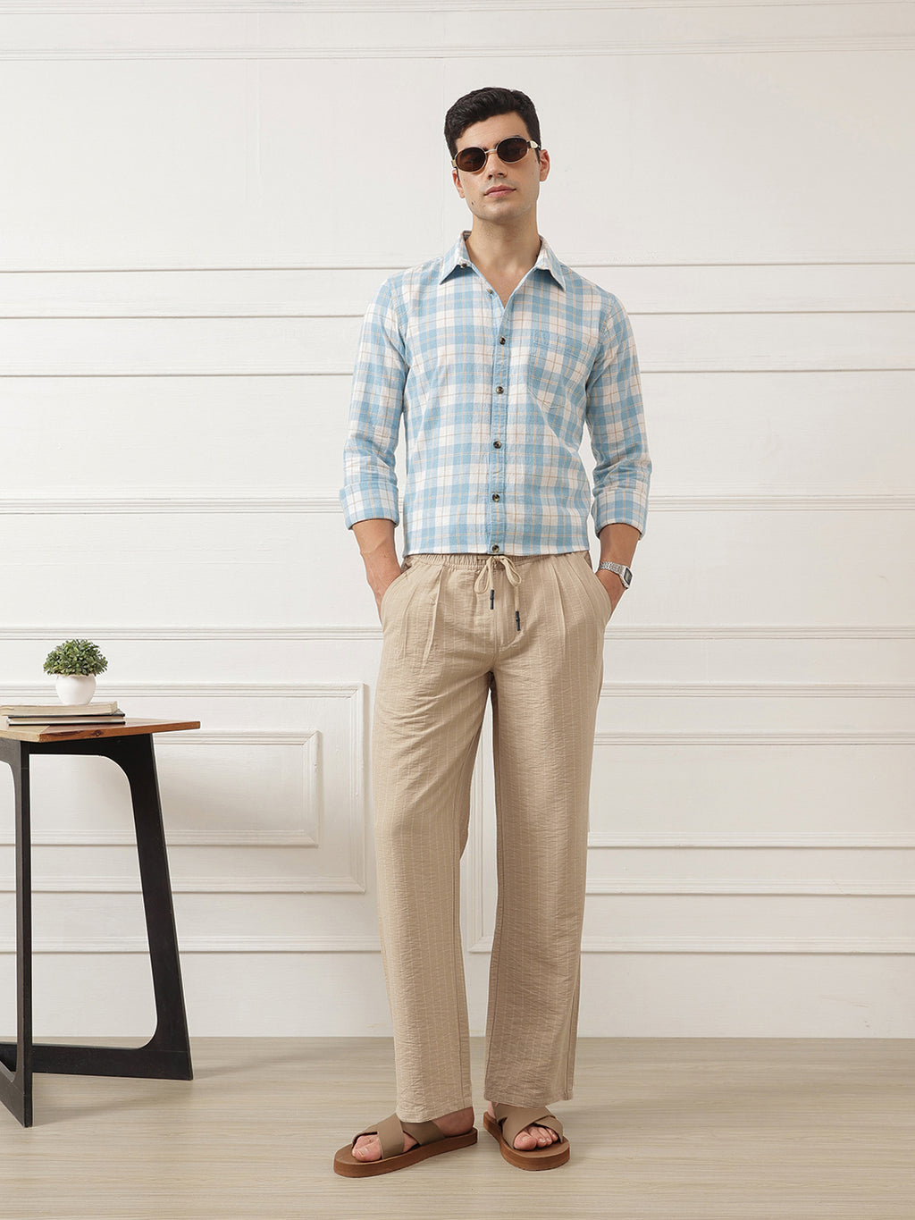 Thomas Scott Men Cream Smart Straight Fit Mid-Rise Pleated Woven Trouser
