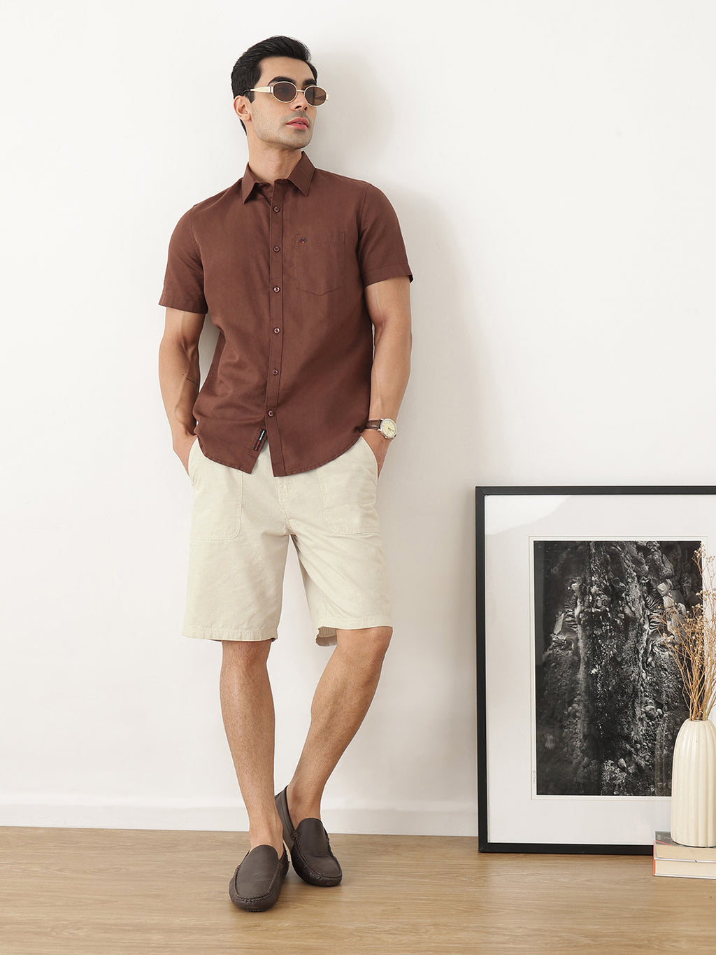 Thomas Scott Men Beige Regular Fit Mid-Rise Solid Woven Cotton Linen Shorts