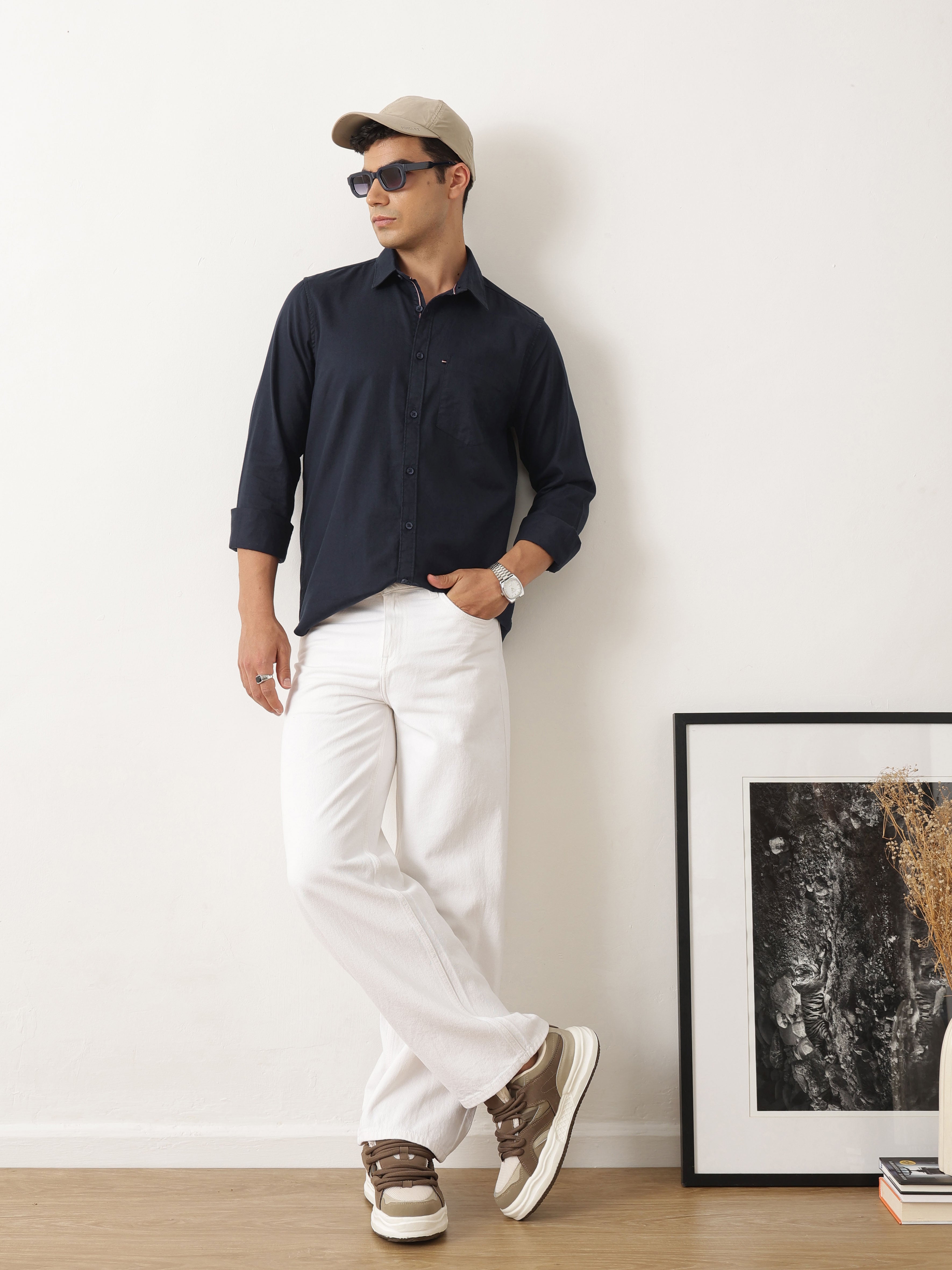 Thomas Scott Men Relaxed Navy Slim Fit Long Sleeves Spread Collar Solid Cotton Casual Shirt