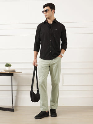 Mint Smart Easy Wash Regular Fit Mid-Rise Solid Woven Chinos Trouser For Men