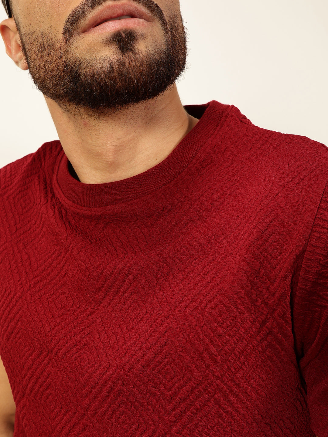 Thomas Scott Men Maroon Regular Fit Short Sleeves Round Neck Solid Knitted Tshirt