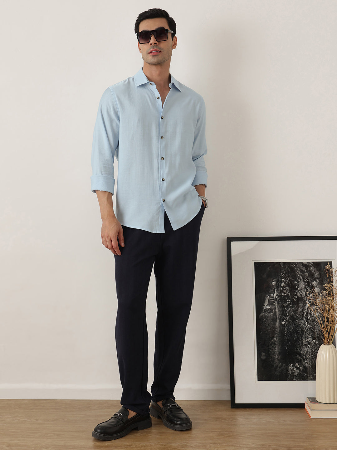 Thomas Scott Men Sky Blue Premium Slim Fit Long Sleeves Semi Cutaway Collar Casual Shirt