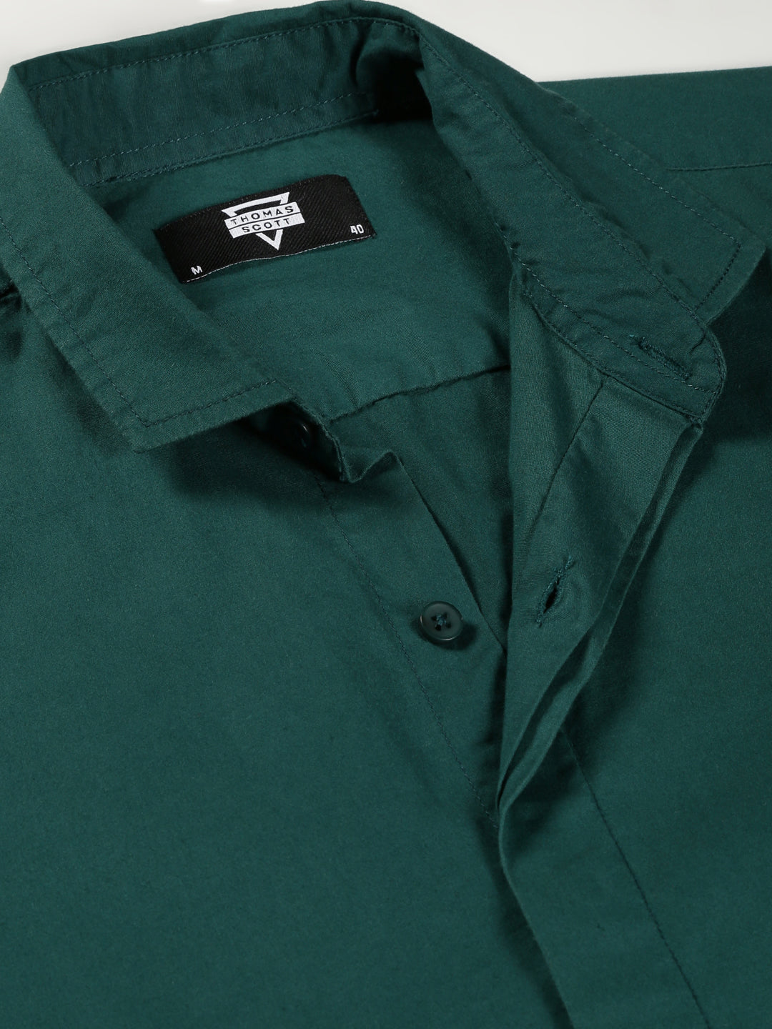 Thomas Scott Men Green Classic Regular Fit Long Sleeves Spread Collar Solid Casual Shirt