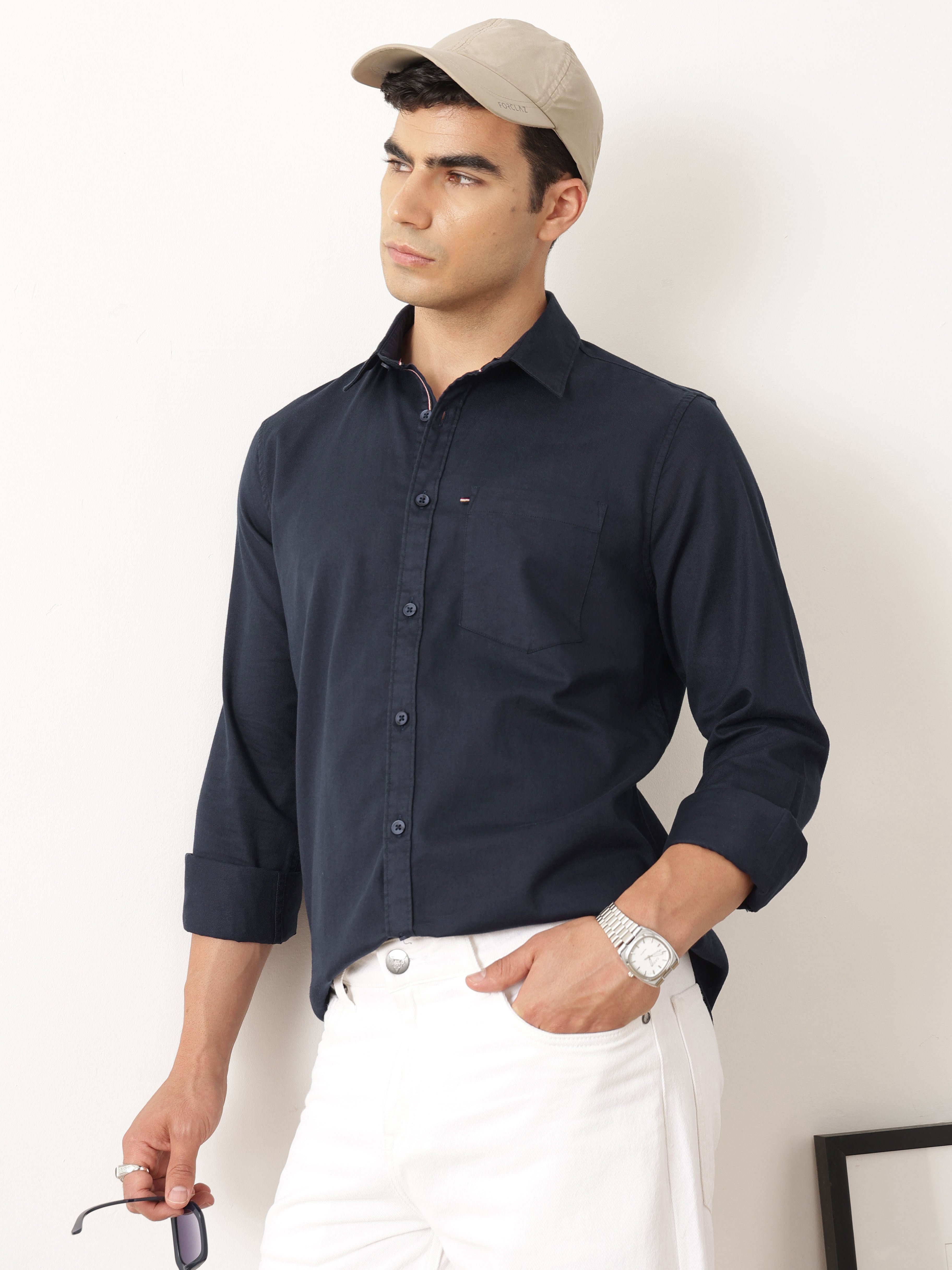 Thomas Scott Men Relaxed Navy Slim Fit Long Sleeves Spread Collar Solid Cotton Casual Shirt