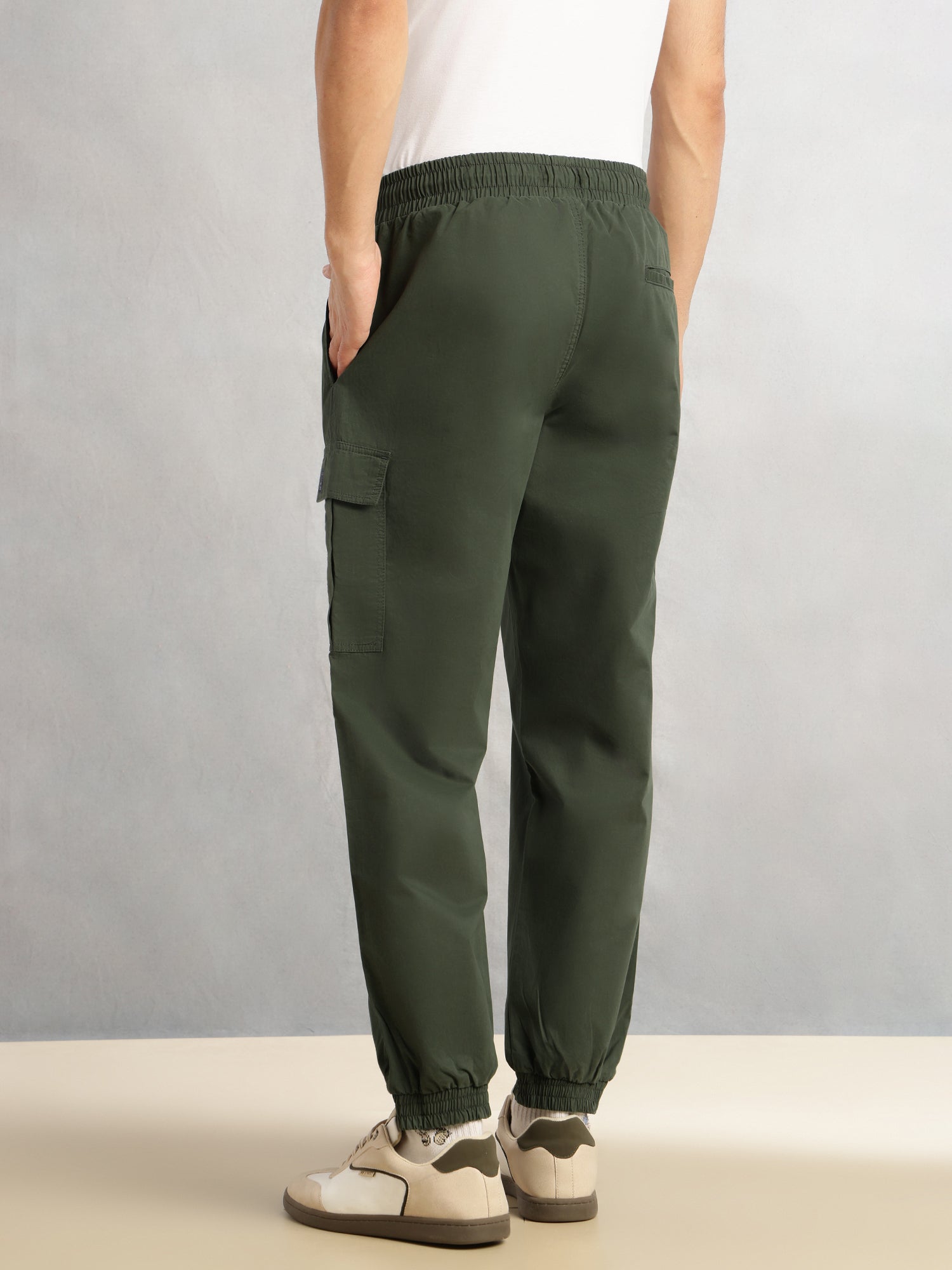 Thomas Scott Men Green Cricket Club Collection Cargo Fit Mid Rise Solid 100% Cotton Woven Joggers