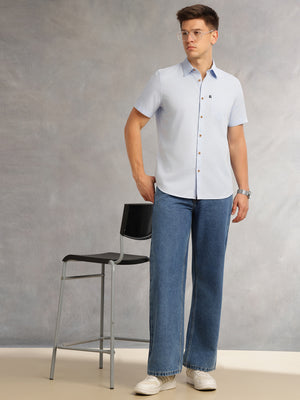 Thomas Scott Men Sky Blue Slim Fit Short Sleeves Spread Collar Solid Casual Shirt