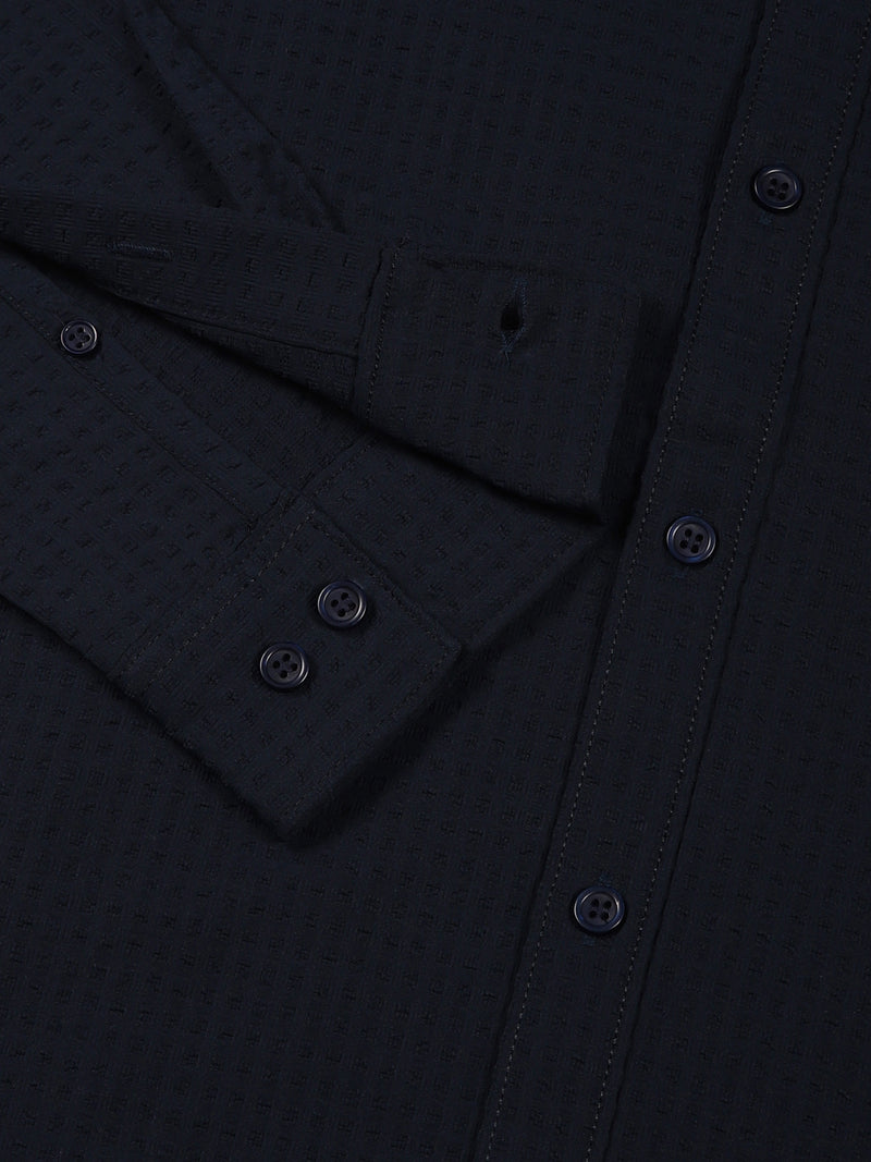 Thomas Scott Men Navy Classic Spread Collar Textured Solid Slim Fit Casual Shirt