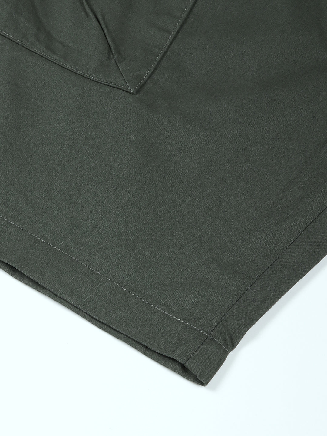 Thomas Scott Men Olive Relaxed Fit Outdoor Cargo Shorts