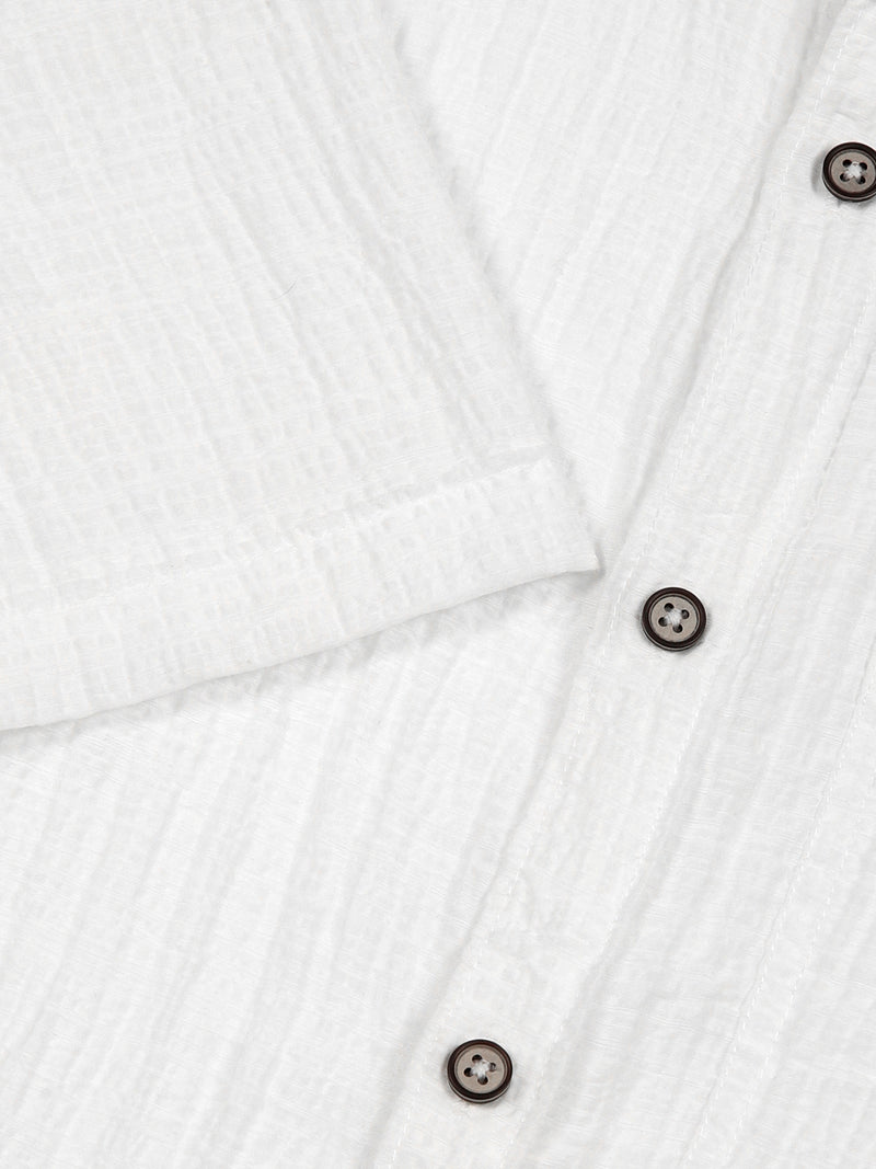 Thomas Scott Men White Slim Fit Textured Seersucker Casual Shirt