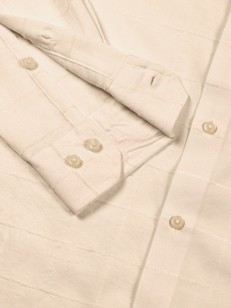 Thomas Scott Men White Regular Fit Long Sleeves Spread Collar Windowpane Checks Casual Shirt