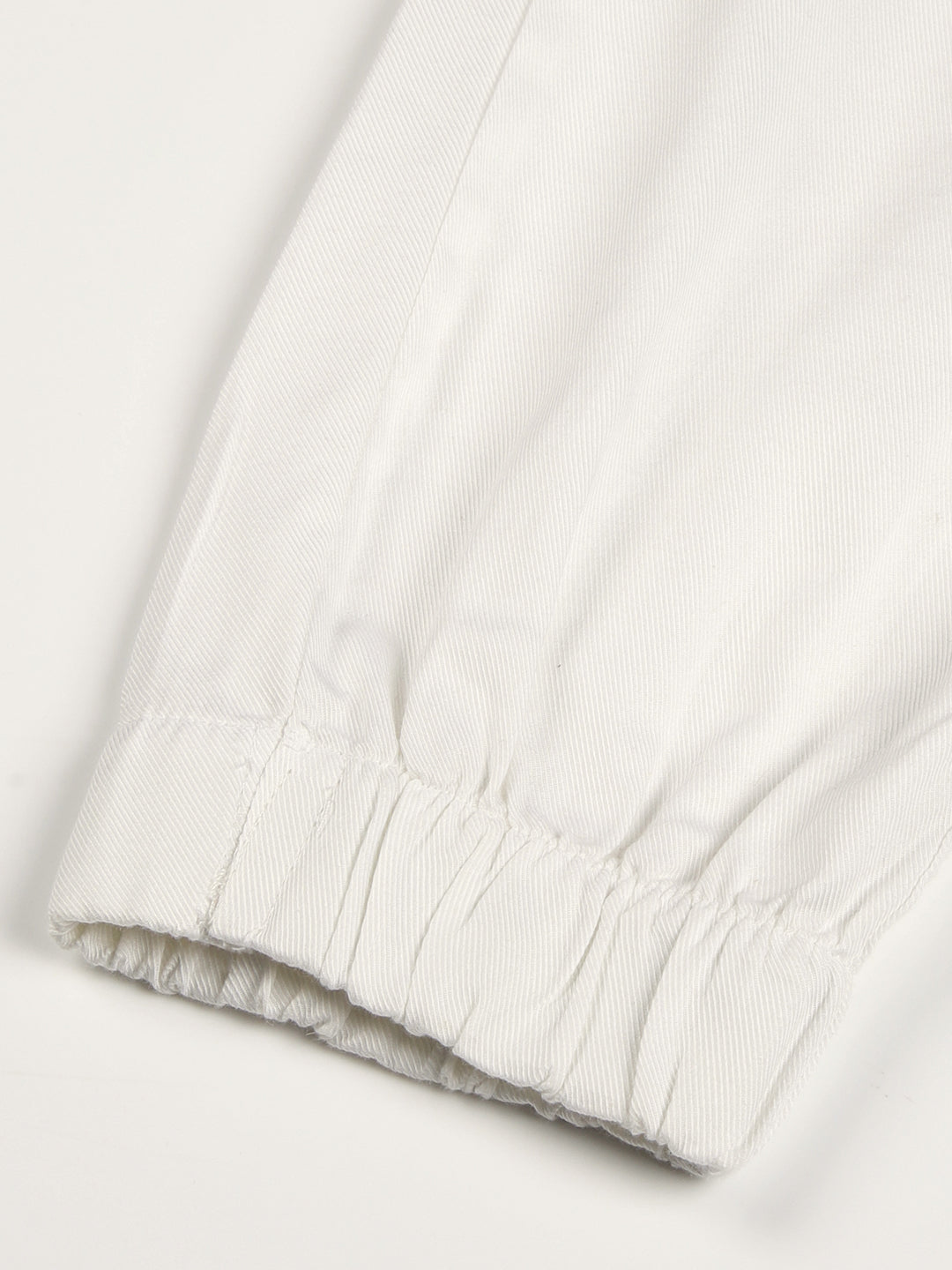 Thomas Scott Men White Regular Fit Mid-Rise 3 Pockets Solid Cotton Woven Joggers