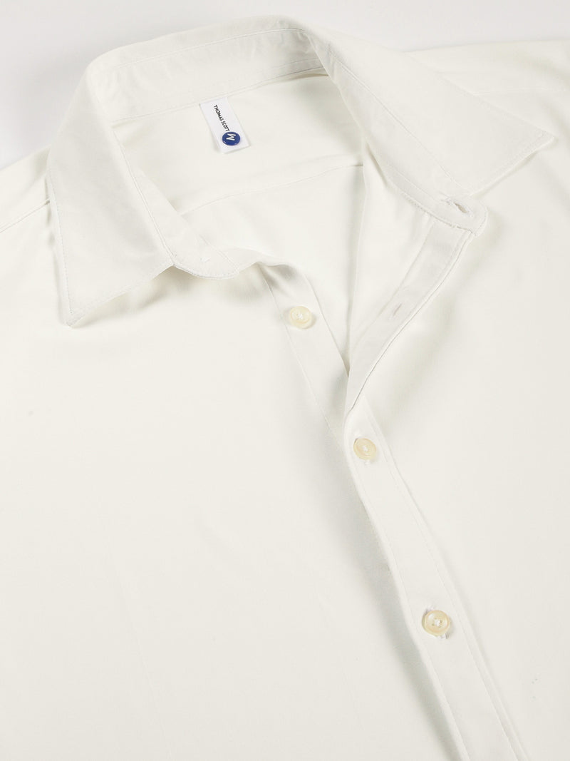 Thomas Scott Men White Premium Long Sleeves Slim Fit Spread Collar Solid Knitted Casual Shirt