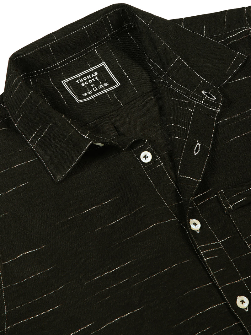 Thomas Scott Men Black Slim Fit Short Sleeves Spread Collar Textured Casual Shirt
