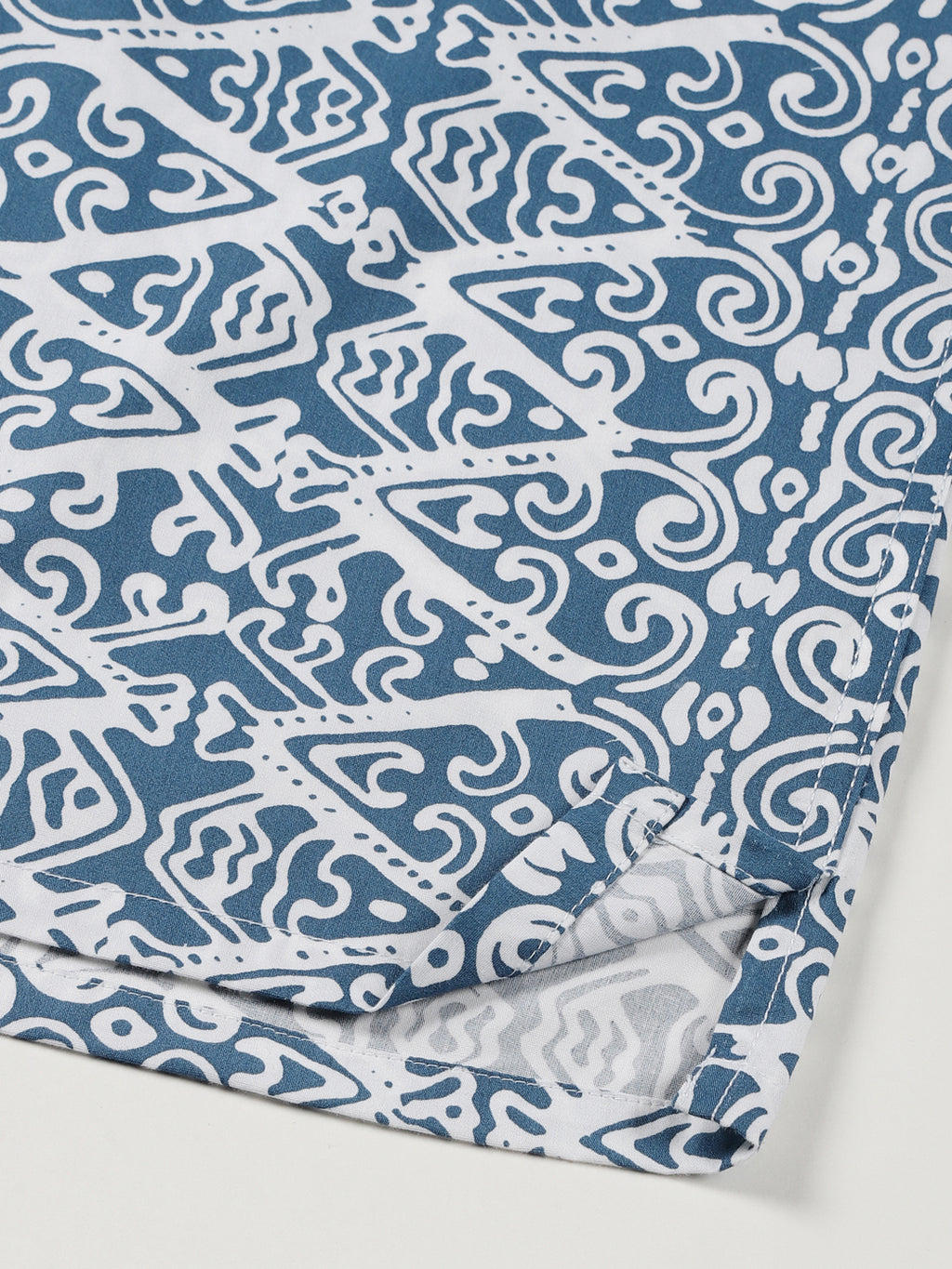 Thomas Scott Men Teal Smart Comfort Fit Short Sleeves Button-Down Collar Floral Printed Cotton Casual Shirt