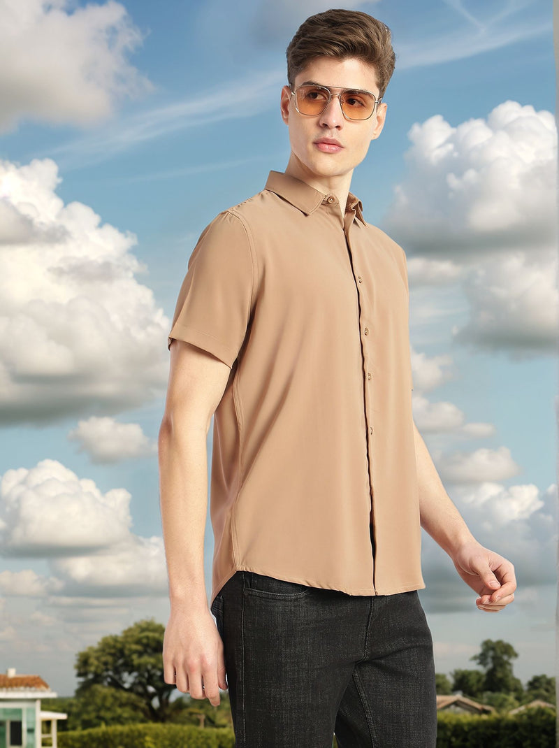 Thomas Scott Men Brown Regular Fit Short Sleeves Spread Collar Solid Polyester Casual Shirt