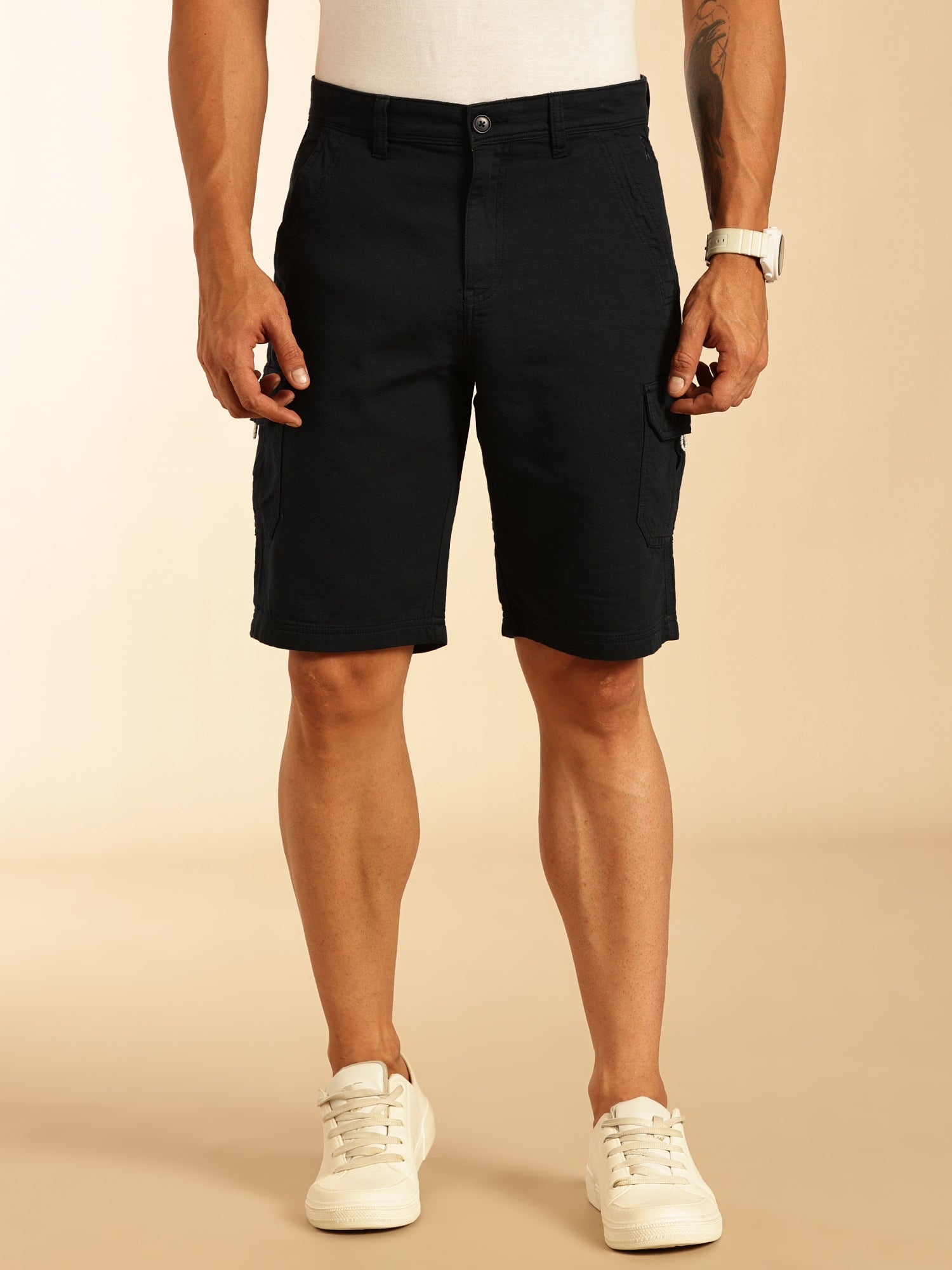 Thomas Scott Men Navy Straight Fit Mid Rise Solid Cargo Shorts