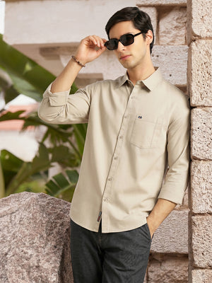 Grey Slim Fit Long Sleeves Solid Spread Collar 100% Cotton Twill Casual Shirt For Men