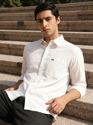 White Slim Fit Long Sleeves Solid Spread Collar 100% Cotton Twill Casual Shirt For Men