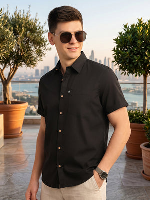Black Slim Fit Short Sleeves Spread Collar Solid Casual Shirt For Men