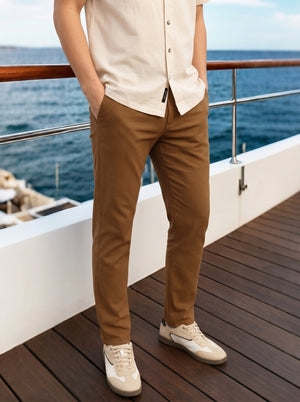 Brown Straight Fit Mid-Rise Solid 4 Pockets Woven Chinos Trouser For Men