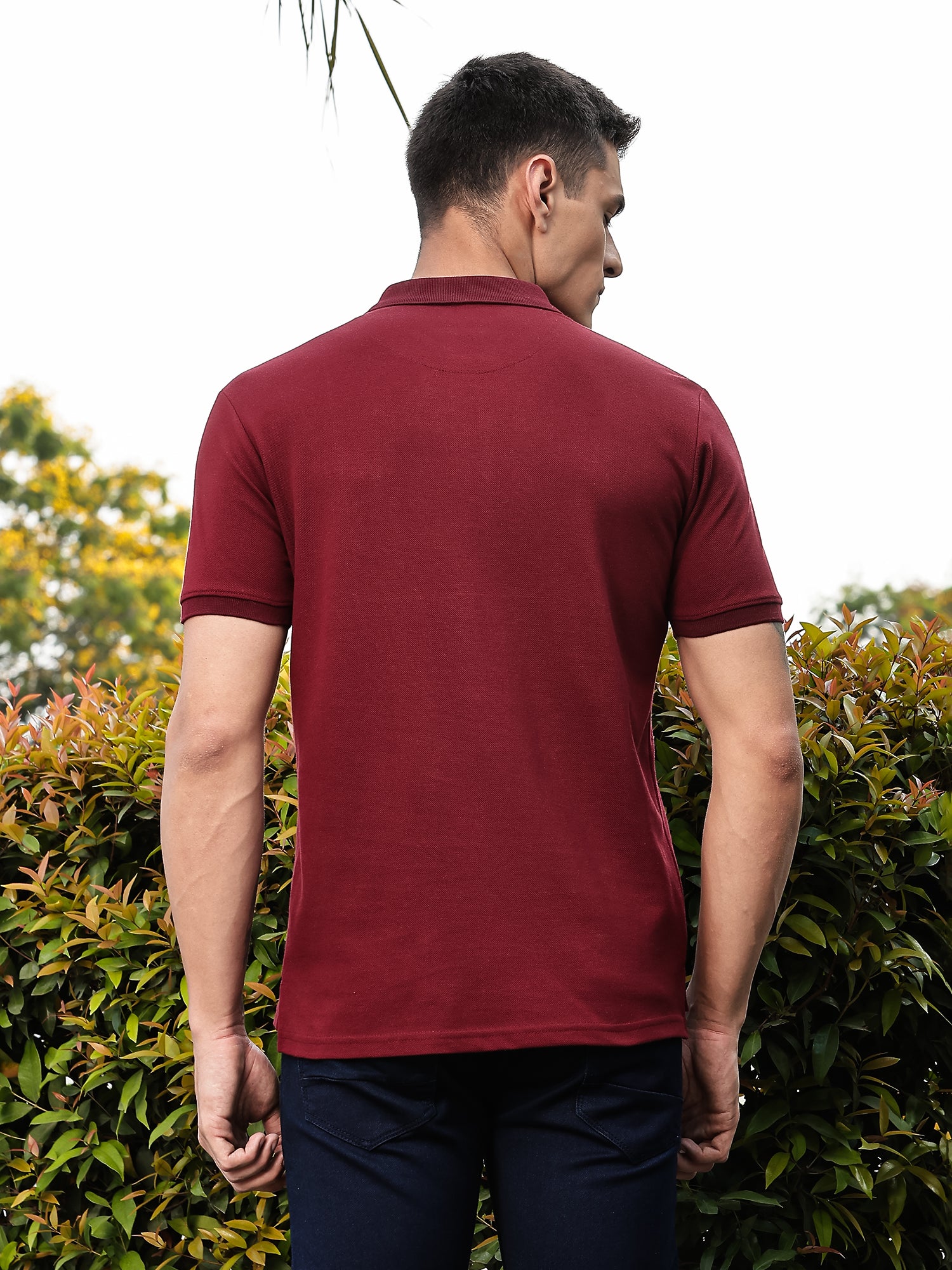 Thomas Scott Men Burgundy Regular Fit Short Sleeves Solid Polo Collar Knitted Tshirt