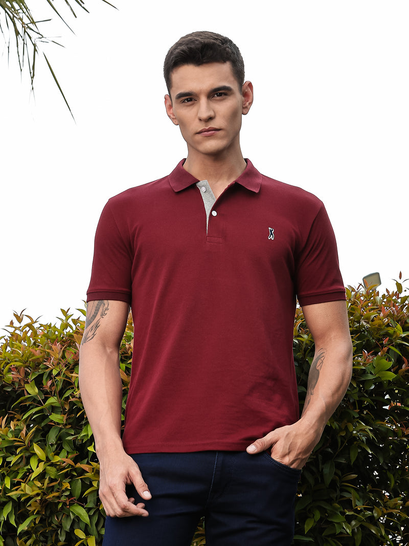 Thomas Scott Men Burgundy Regular Fit Short Sleeves Solid Polo Collar Knitted Tshirt