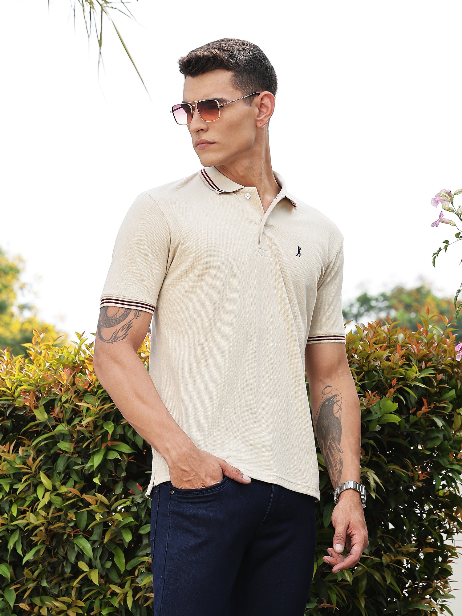 Thomas Scott Men Cream Regular Fit Short Sleeves Solid Polo Collar Knitted Tshirt
