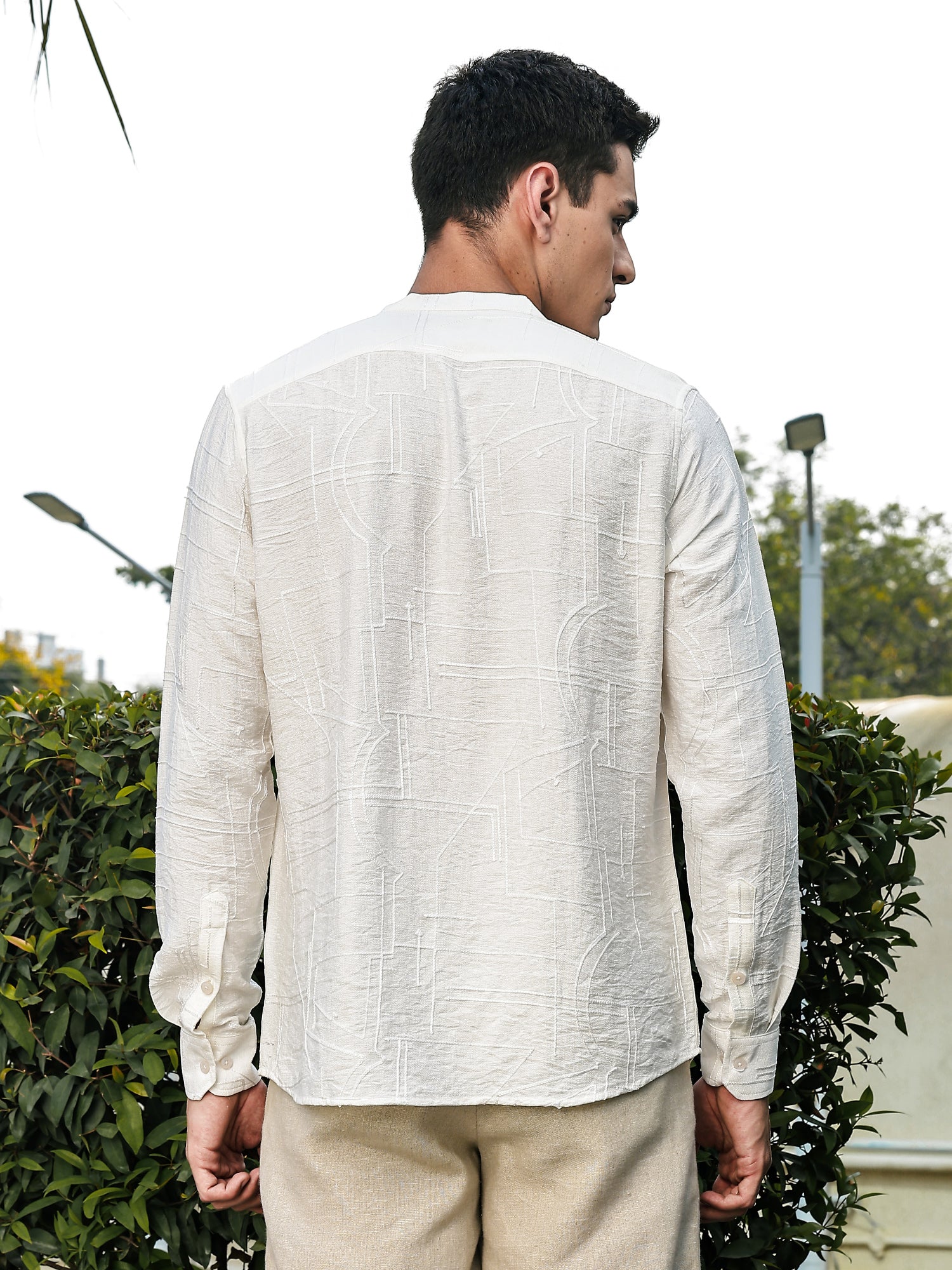 Thomas Scott Men White Slim Fit Long Sleeves Mandarin Collar Woven Embroidered Shirt