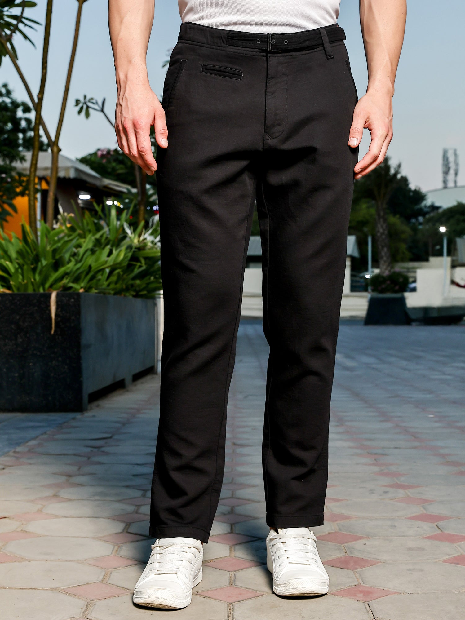 Thomas Scott Men Black Mid-Rise Slim Fit Woven Chinos Trouser