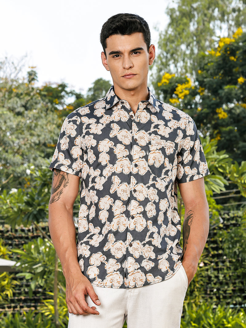 Thomas Scott Men Grey Slim Fit Short Sleeves Floral Printed Woven Casual Shirt
