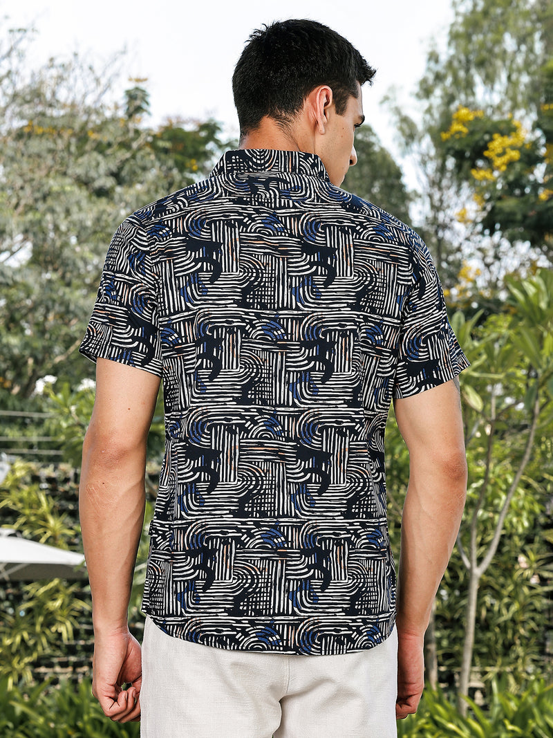 Thomas Scott Men Navy Slim Fit Short Sleeves Spread Collar Graphic Print Woven Casual Shirt