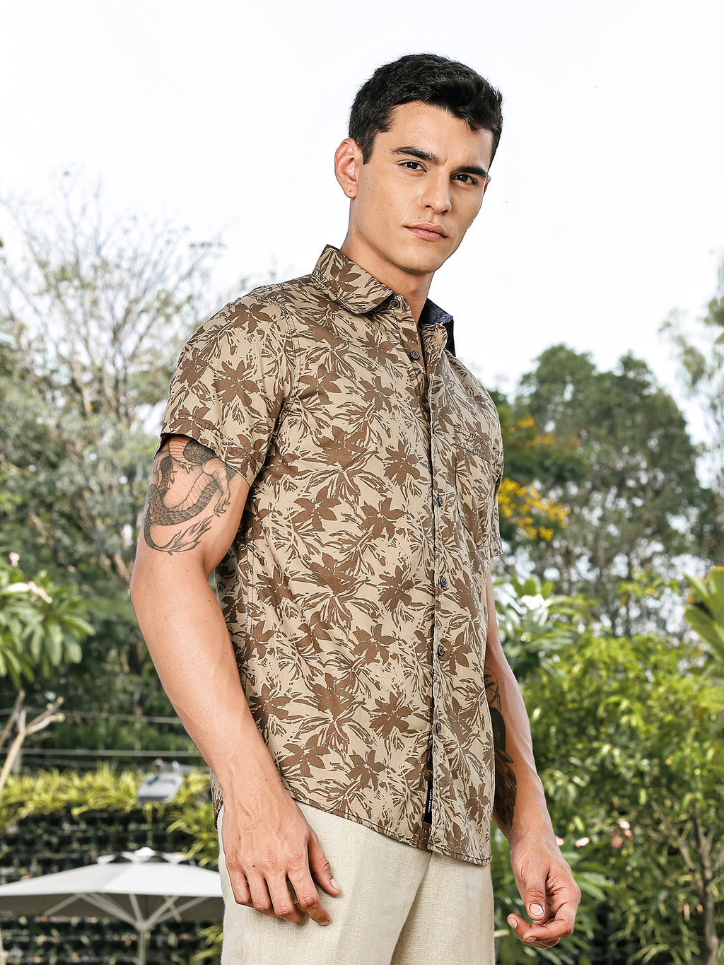 Thomas Scott Men Olive Slim Fit Short Sleeves Spread Collar Floral Print Woven Casual Shirt