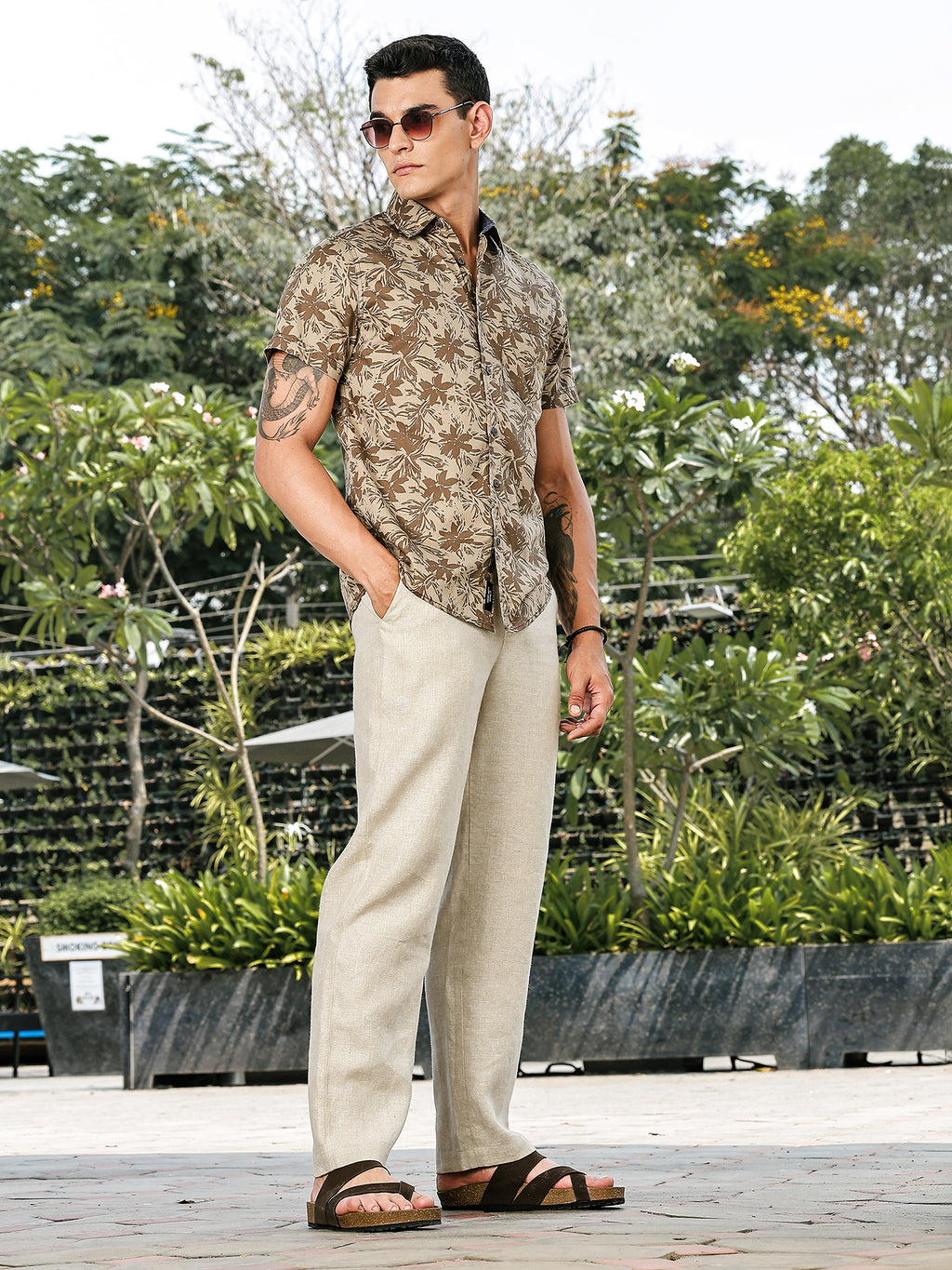 Thomas Scott Men Olive Slim Fit Short Sleeves Spread Collar Floral Print Woven Casual Shirt