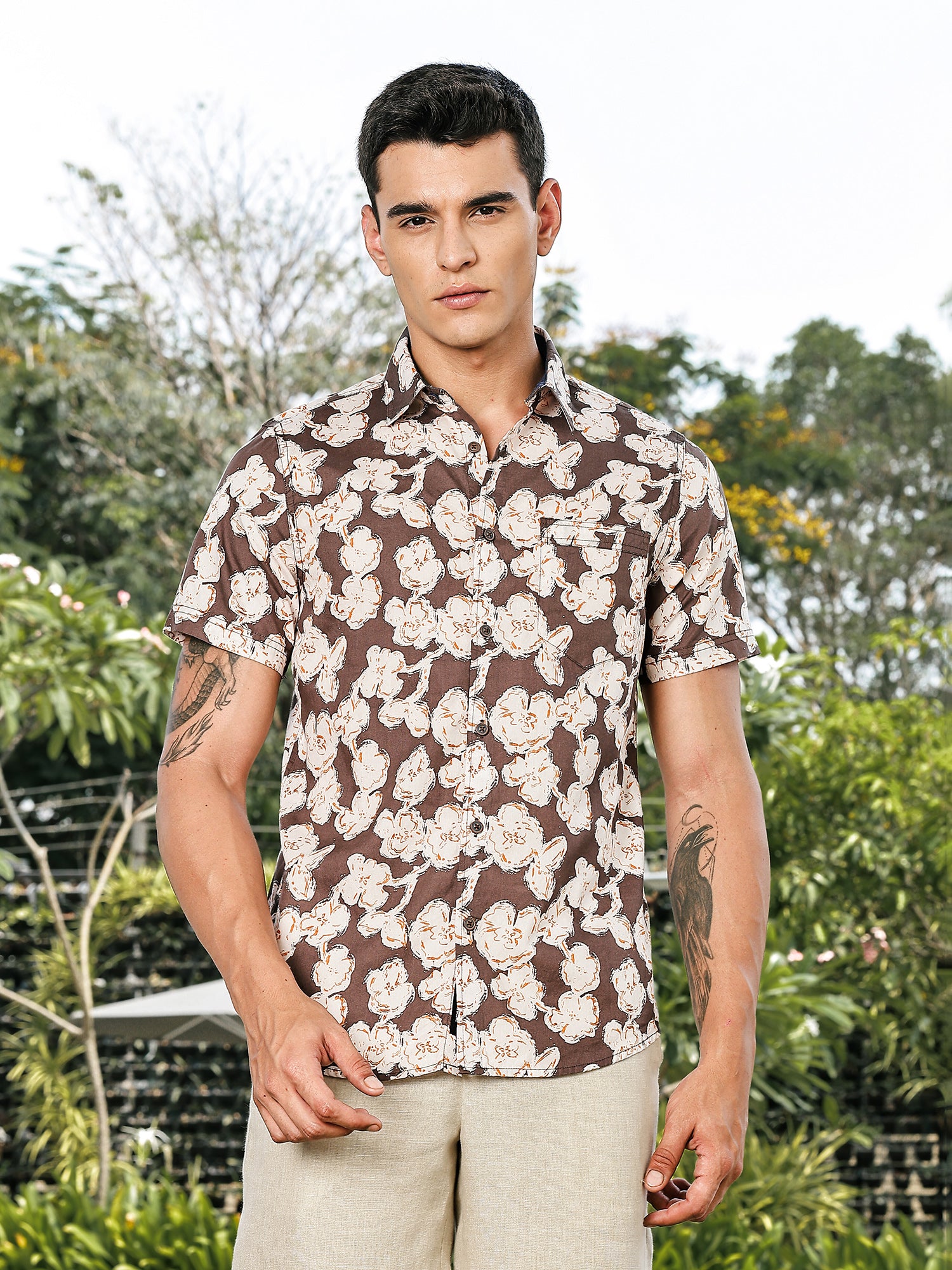 Thomas Scott Men Brown Slim Fit Short Sleeves Floral Printed Woven Casual Shirt