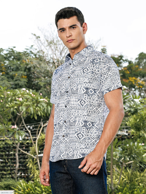 Thomas Scott Men Blue Slim Fit Short Sleeves Geometric Print Woven Casual Shirt