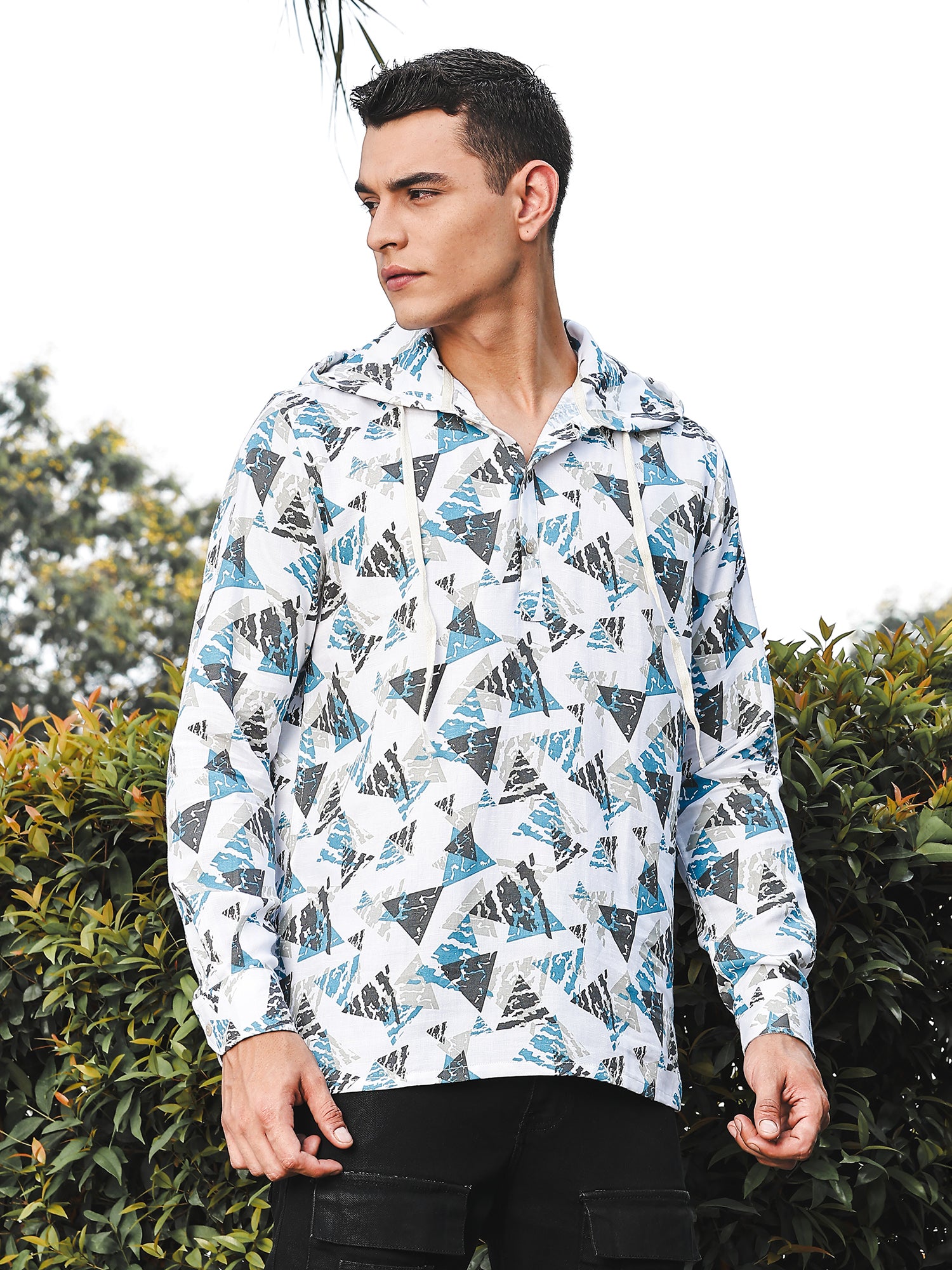 Thomas Scott Men White Slim Fit Long Sleeves Abstract Printed Linen Hodded Shirt
