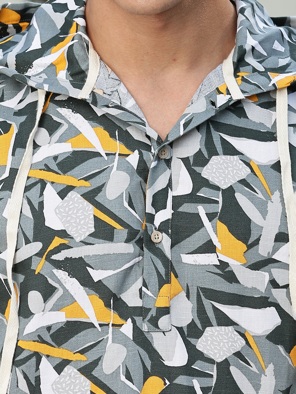Thomas Scott Men Grey Slim Fit Long Sleeves Abstract Printed Linen Hodded Shirt