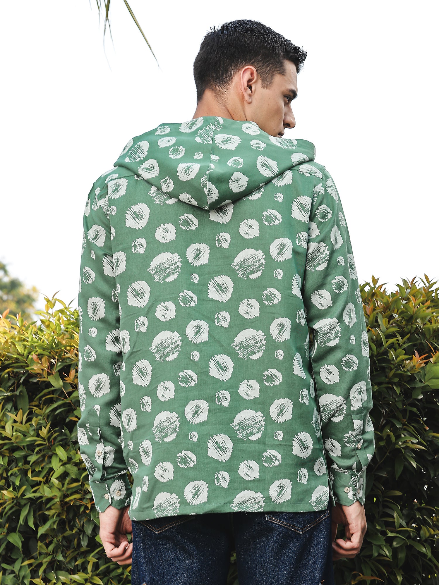 Thomas Scott Men Green Slim Fit Long Sleeves Abstract Printed Linen Hodded Shirt