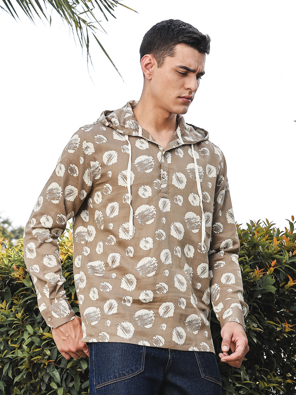 Thomas Scott Men Brown Slim Fit Long Sleeves Abstract Printed Linen Hodded Shirt